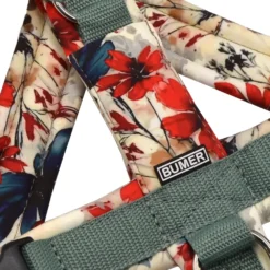 BUMER Hundegeschirr, gepolstert mit geteiltem Bruststeg, Größe M, Gurtband Salbei, Softshell Blumengeflüster (AQUARELLBLUMEN), Ringe silberfarbig (Edelstahl), Applikation