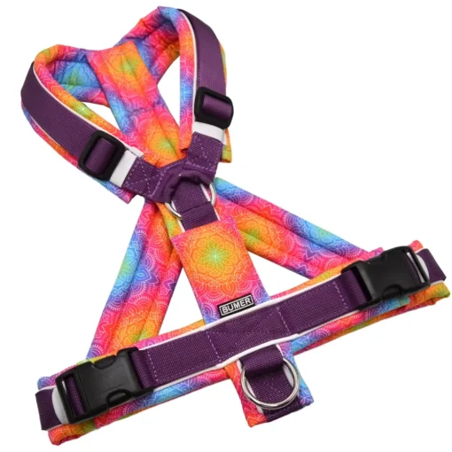 BUMER Hundegeschirr, gepolstert mit geteiltem Bruststeg, Größe M, Gurtband PREMIUM Lavender Luxe, Softshell Aurora Mandala, Ringe silberfarbig (Edelstahl), Schnallen schwarz (DURAFLEX®), Applikation