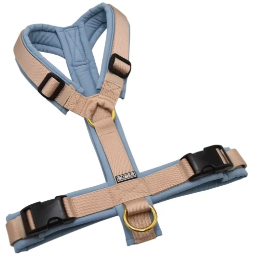 BUMER Hundegeschirr, gepolstert ohne geteilten Bruststeg, Größe M, Gurtband PREMIUM Soft Beige, Softshell Nebelblau, Ringe goldfarbig, Schnallen DURAFLEX®
