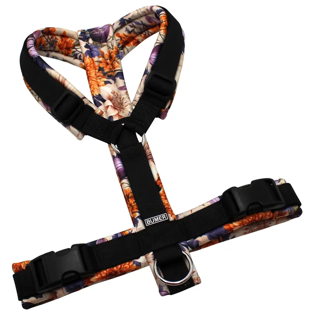 BUMER Hundegeschirr, gepolstert ohne geteilten Bruststeg, Größe M, Gurtband PREMIUM Pitch Black, Softshell Lilien Paradise, Ringe silberfarbig (Edelstahl), Schnallen schwarz (DURAFLEX®)