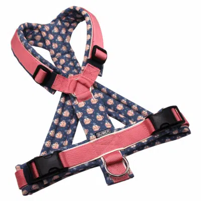 BUMER Hundegeschirr, gepolstert mit geteiltem Bruststeg, Größe M, Gurtband: PREMIUM Perlmutt Rosa, Softshell: Hot Cocoa & Paw Prints, Ringe: silberfarbig (Edelstahl), Schnallen: schwarz (DURAFLEX®), Paspel, Applikation