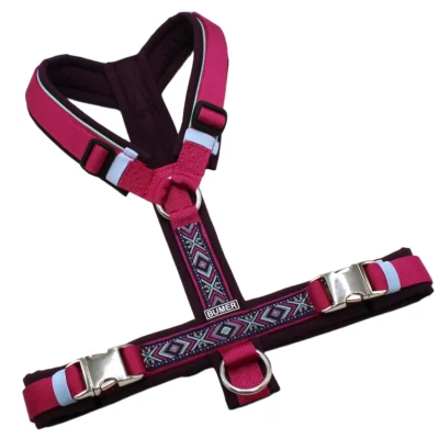 BUMER BOHO Hundegeschirr, Größe S/M, Gurtband: PREMIUM Fuchsia Flare, Softshell: Nachtschatten Violet, Ringe: silberfarbig (Edelstahl), Schnallen: Aluminium, Paspel: Jadenluft