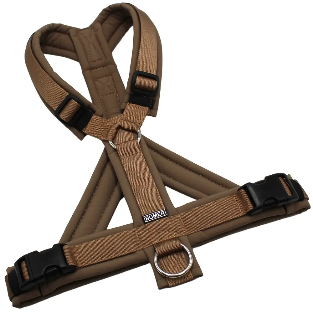 BUMER Hundegeschirr, Größe M/L, Gurtband PREMIUM Caramel Rust, Softshell Pumseed-Taupe, Ringe silberfarbig (Edelstahl), Schnallen schwarz (DURAFLEX®)