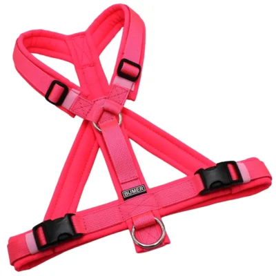 BUMER Hundegeschirr, Softshell: Neonpink gepolstert mit geteiltem Bruststeg, Größe S/M, Gurtband: PREMIUM Vibrant Magenta, Ringe: silberfarbig (Edelstahl), Schnallen: schwarz ( DURAFLEX®)